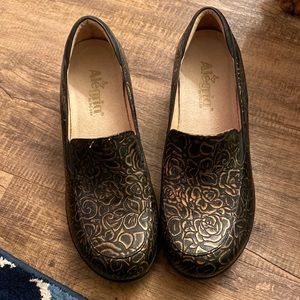 Alegria shoes